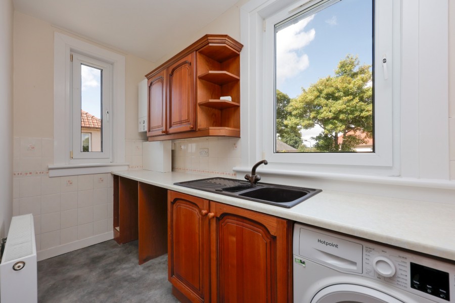 Images for Beatty Crescent, Kirkcaldy, Kirkcaldy, KY1 2HY EAID:20 BID:
