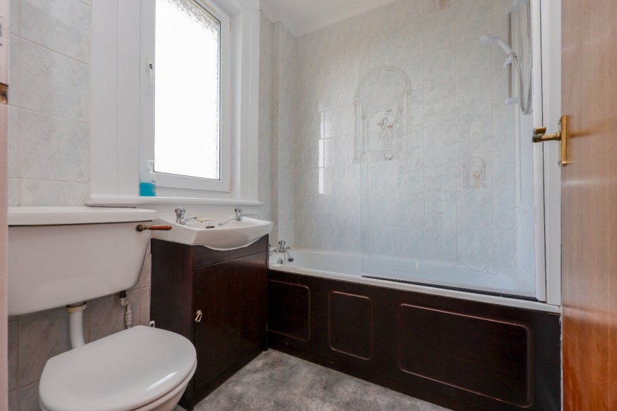 Images for Beatty Crescent, Kirkcaldy, Kirkcaldy, KY1 2HY EAID:20 BID: