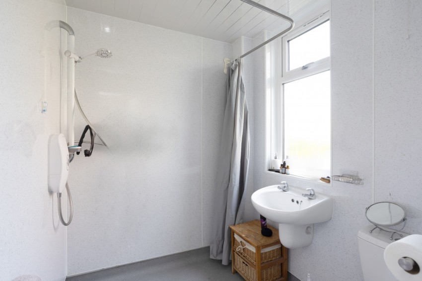 Images for Beatty Crescent, Kirkcaldy, Kirkcaldy, KY1 2HS EAID:20 BID: