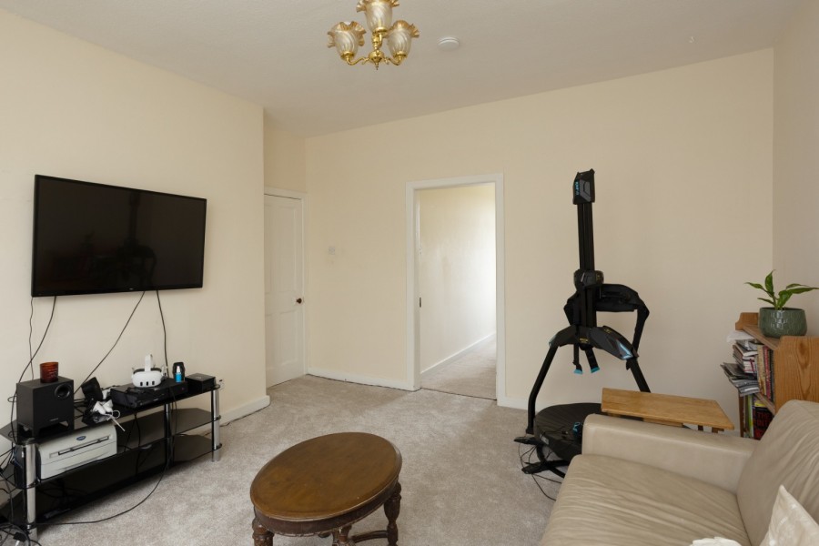 Images for Beatty Crescent, Kirkcaldy, Kirkcaldy, KY1 2HS EAID:20 BID: