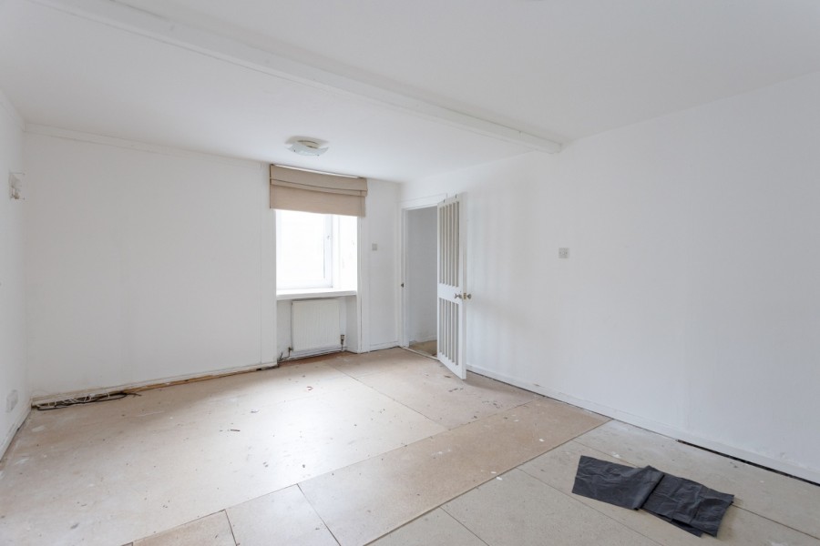 Images for Upper Flat EAID:20 BID: