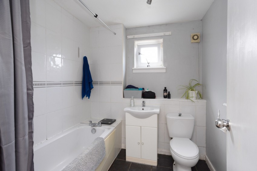 Images for Chiefs Close, Kirkcaldy, Kirkcaldy, KY1 2NH EAID:20 BID: