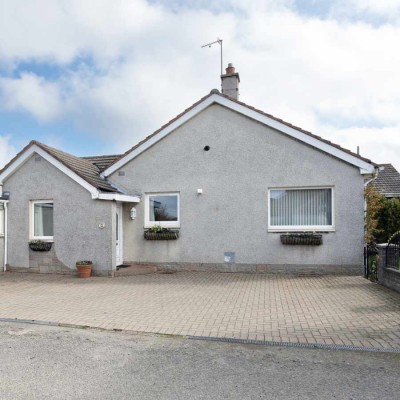 Chris and Tom, Buyers